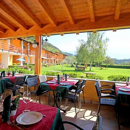 Peaceful Holiday In With Shared Pool Hébergement de vacances *